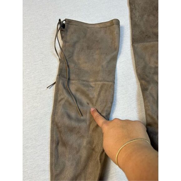Steve Madden Gorgeous Brown Faux Suede Over The Knee Heeled Boots Size 7.5 Grey - Picture 3 of 10